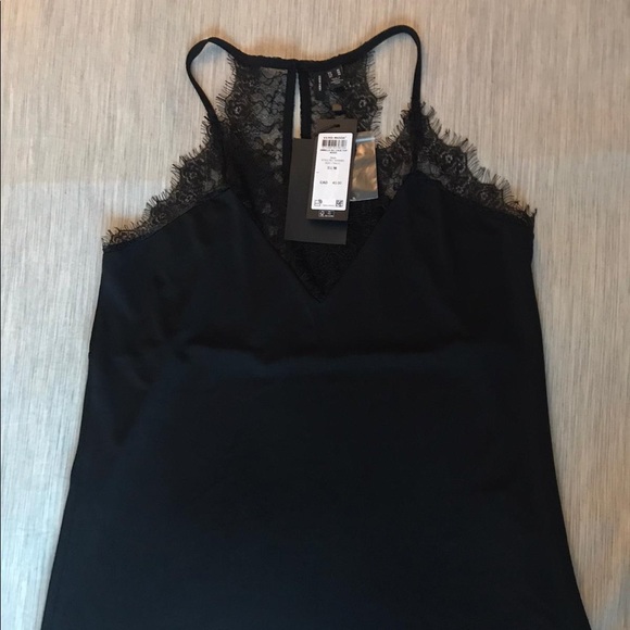 SOLD 🖤 Moda Lace Cami - Picture 2 of 7